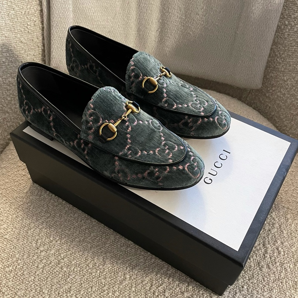 Gucci Velvet Jordan Loafers size 36.5